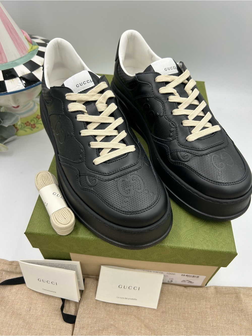 Men's Gucci GG embossed black leather sneakers size 10 fits 10.5 US made Italy